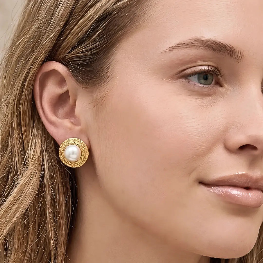 18K Gold Filled Pearl Stud Earrings – Hammered Texture Bezel Pearl Studs